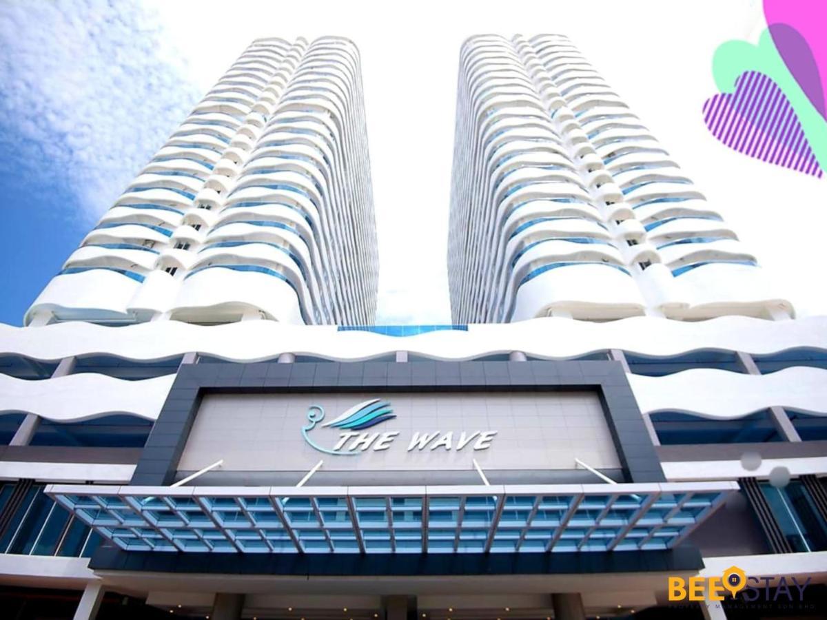 The Wave Suites Melaka By Beestay Bagian luar foto